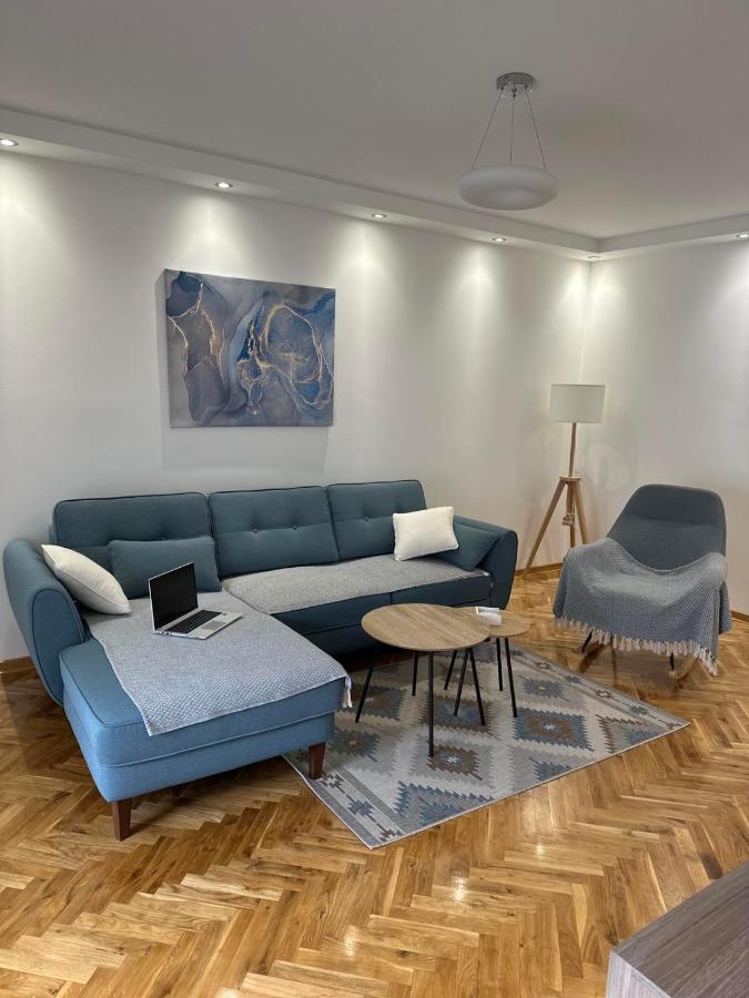 Apartman 8 Vrdnik Bagian luar foto